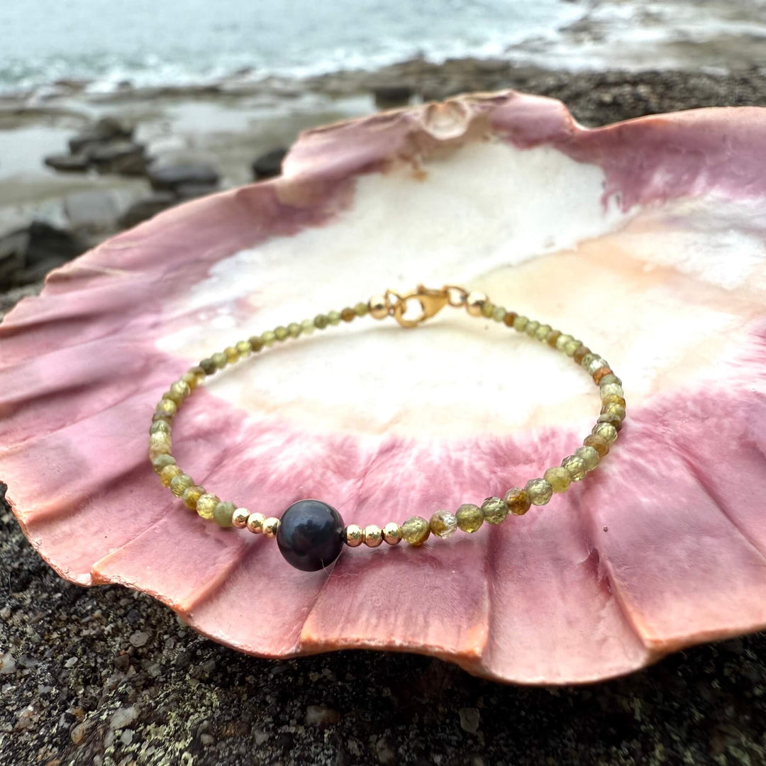 One Of A Kind Green Garnet & Black Pearl Gold Bracelet
