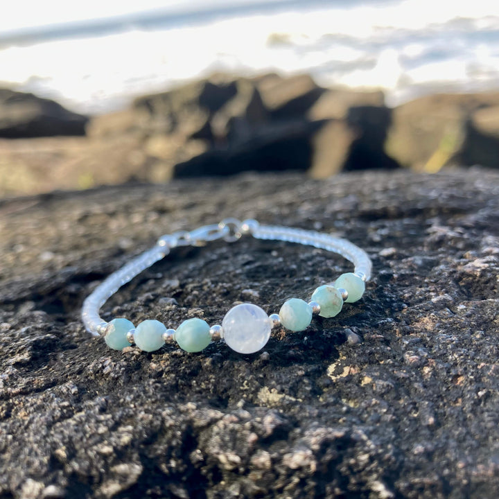 Moonstone & Larimar healing Bracelet