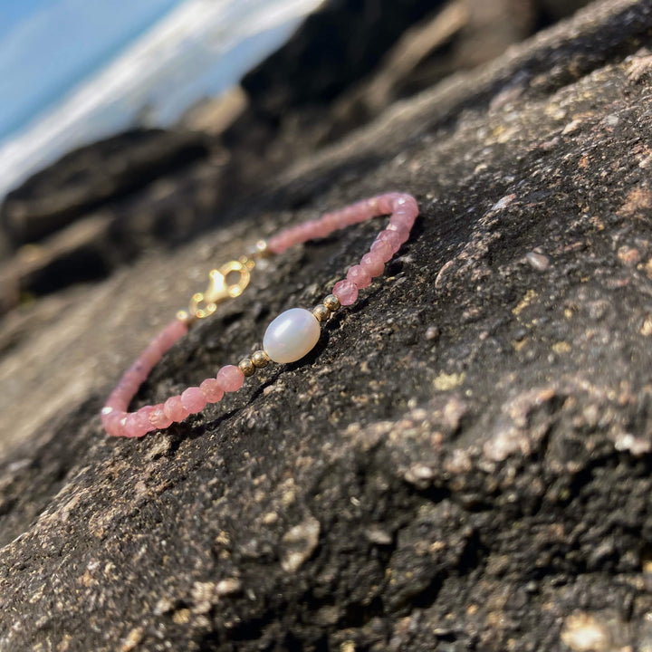 Rhodonite & pearl Gold Bracelet for healing