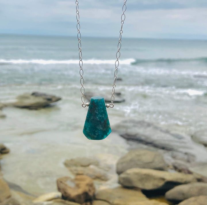 Atlantis Pendant Chain Necklace